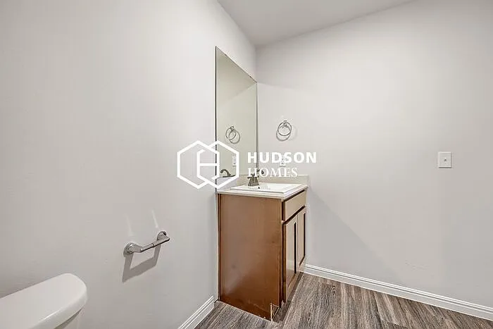 501 N Jefferson St — Photo 11