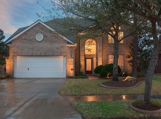 17122 Willow Ranch Dr, Houston, TX 77095