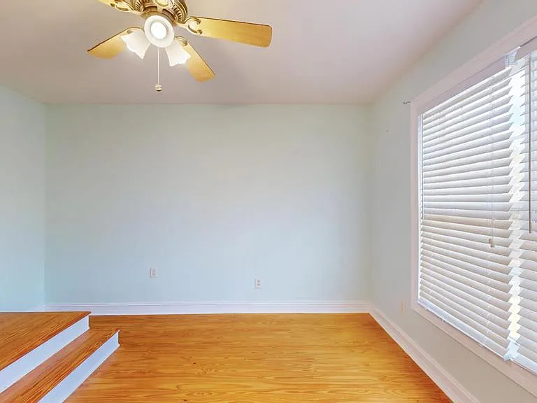 100 Sweetbriar Lakes Dr — Photo 27