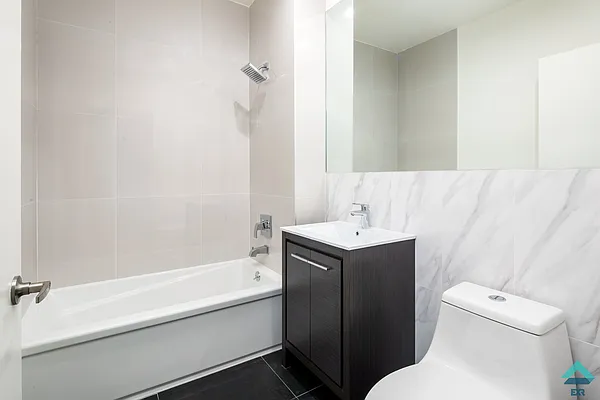 Rented by EXR | media 68