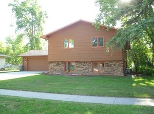 418 Oakway, Moorhead, MN 56560