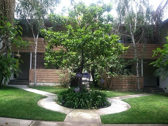 2nd image of 3728 S Centinela Ave