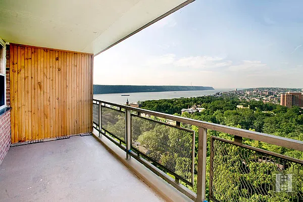 Sold by Halstead Real Estate | media 29