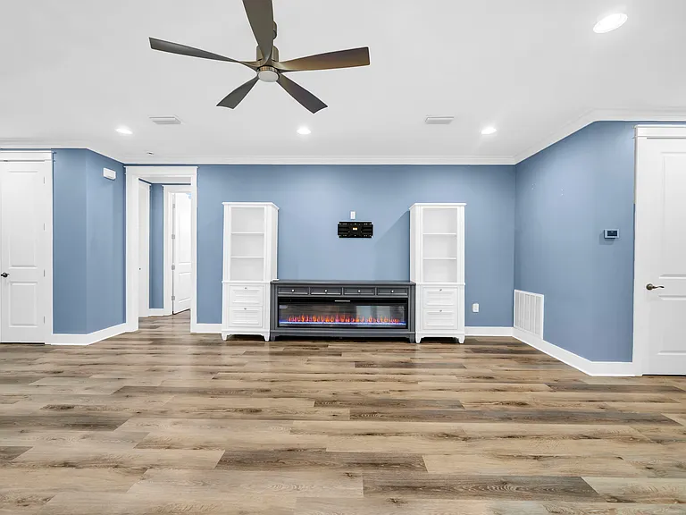 364 Carson Oaks Ln — Photo 8
