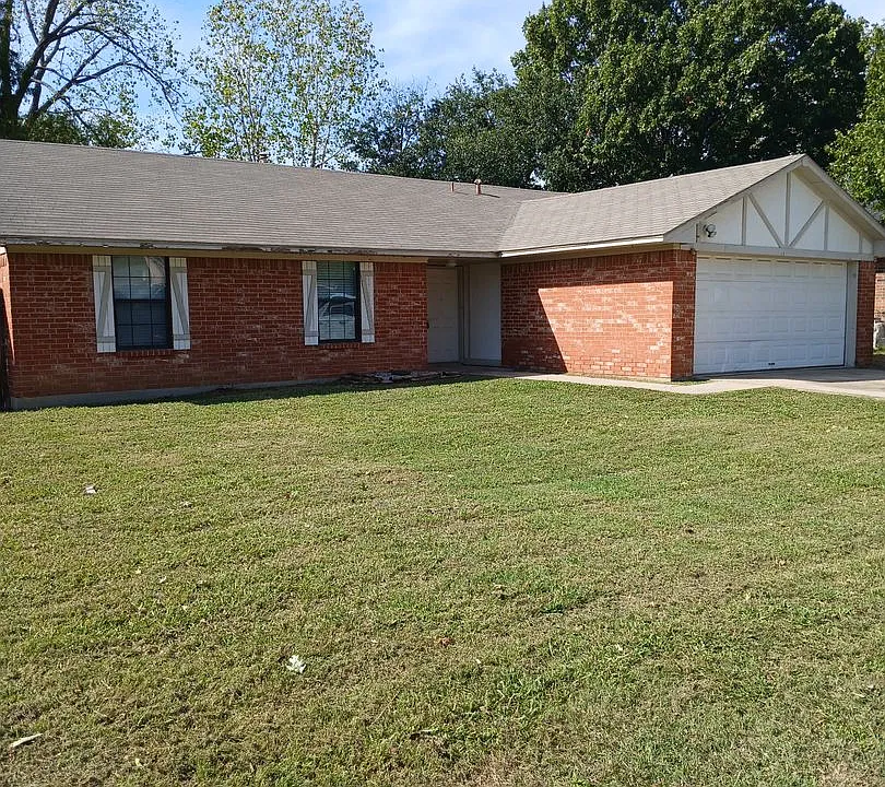 3419 Cooper Br E