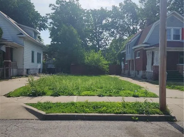 3343 Montgall Ave, Kansas City, MO 64128