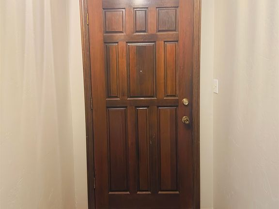 4th image of 3416 N Lincoln St