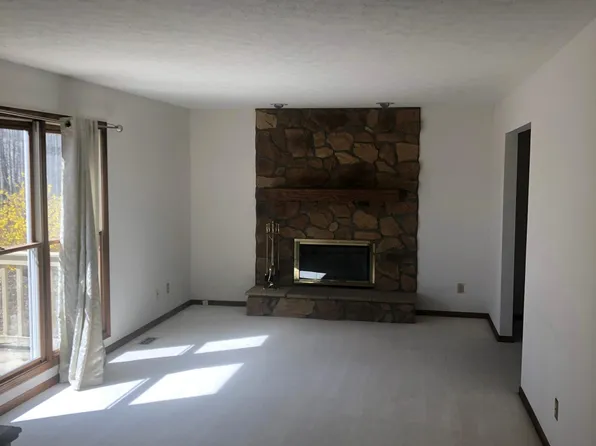 37111 Chester Rd, Avon, OH 44011