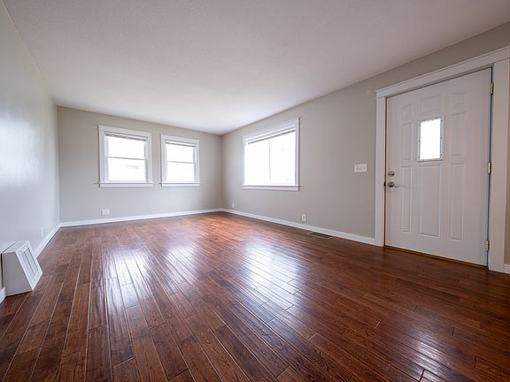 2nd image of 7536 Aldrich Ave S