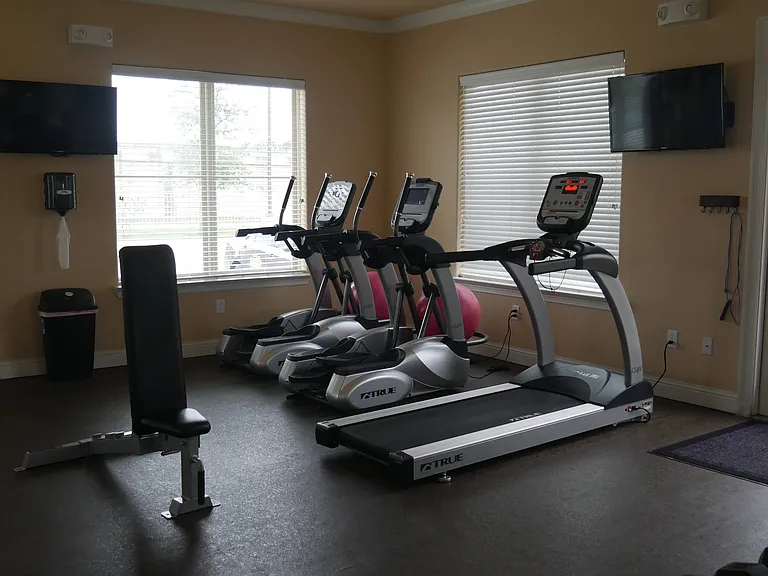 The Reserve Apartments — Photo 41