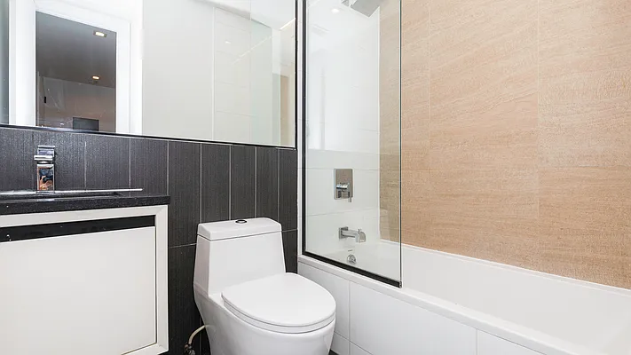 Rented by Nooklyn NYC LLC | media 24