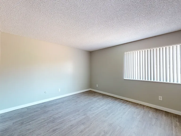 Pine Lake Apartments — Photo 26