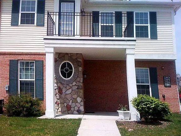 4th image of 23920 Northstone Village Dr