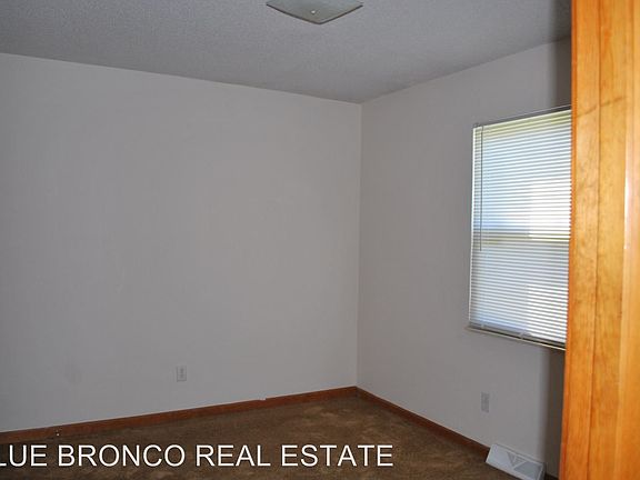 5th image of 804 NE Ball Dr APT A