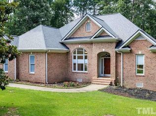 5417 Pine Dr, Raleigh, NC 27606