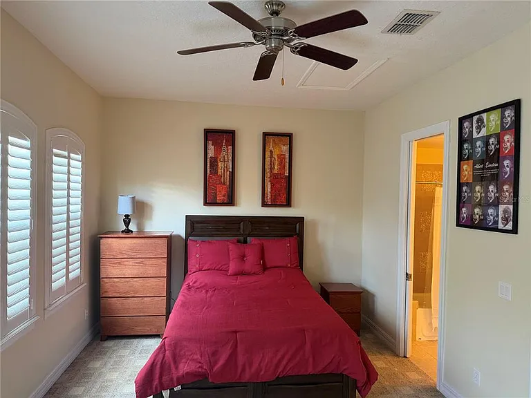 1009 Elmwood St #1009 — Photo 19