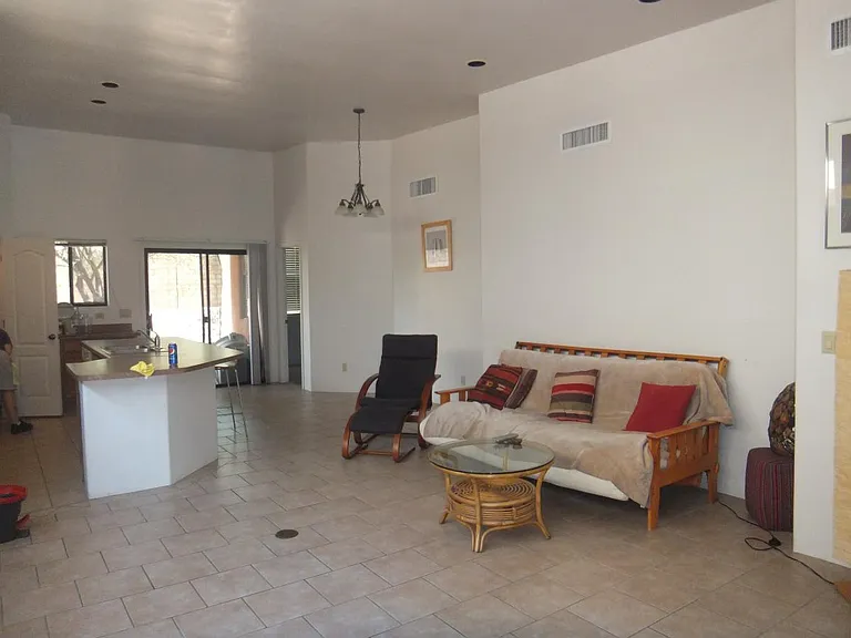 3158 N Avenida Del Clarin #TILES — Photo 12