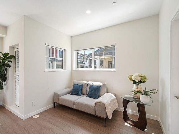 5th image of 19451 Sutton Ave #144