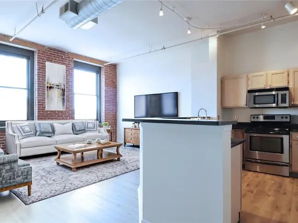 200 Main St APT 310, Kansas City, MO 64105