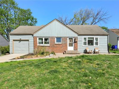 6605 W 73rd St, Overland Park, KS, 66204
