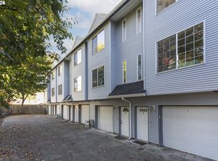 3034 SE 90th Pl APT B, Portland, OR 97266