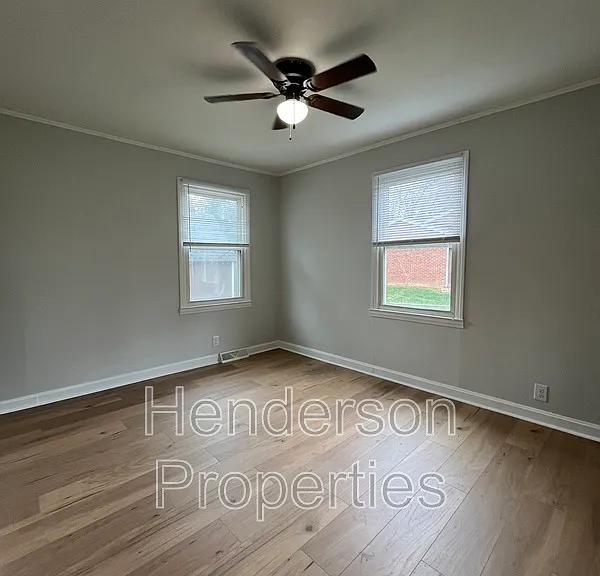 1506 Seigle Ave — Photo 7