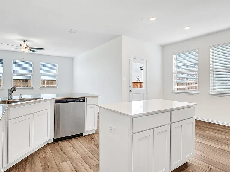 5108 Wilder Ave — Photo 13