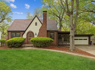 3909 Waveland Dr, Des Moines, IA 50311