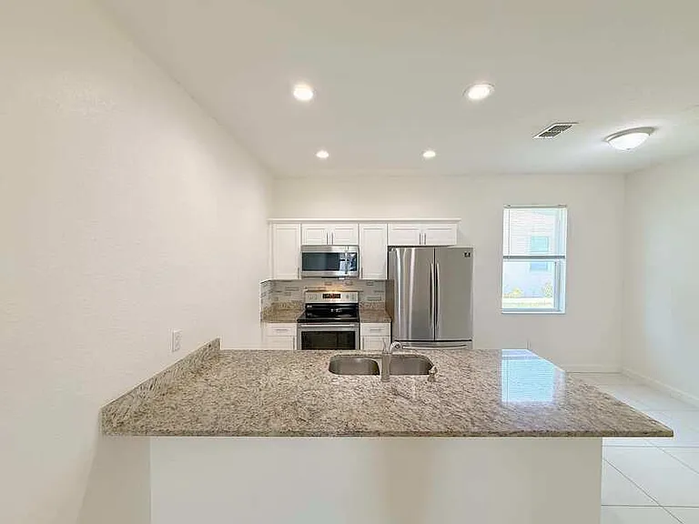 2 W Orange St #102 — Photo 7