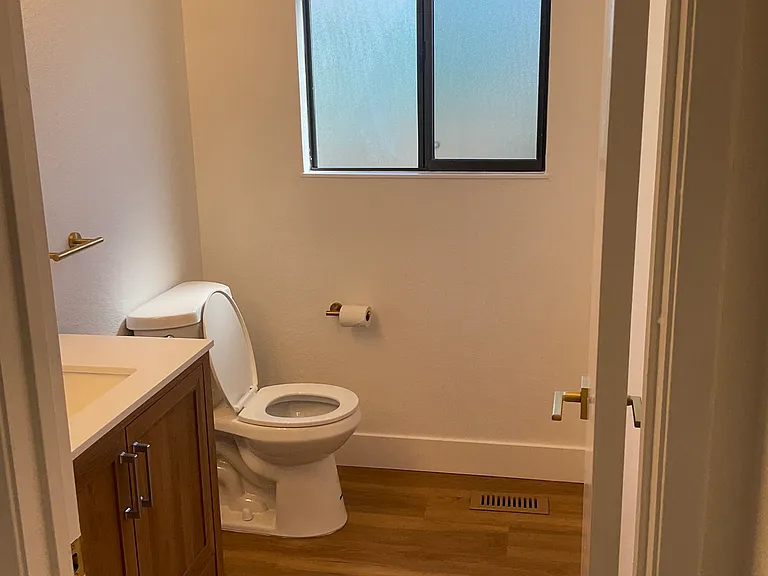 7835 Medallion Way — Photo 18