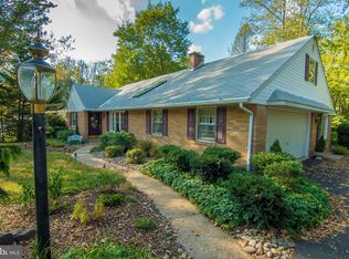 2380 Mill Pond Rd, Quakertown, PA 18951