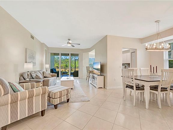 3rd image of 11011 Mill Creek WAY #1302