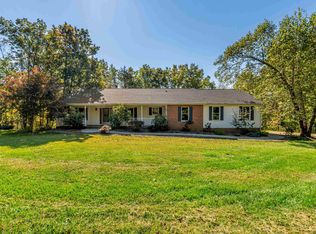 704 Jericho Rd, Ona, WV 25545