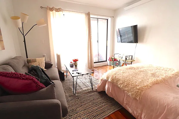 Rented by Mason Group LLC | media 6