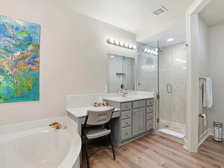 4964 Westchester Ct #1 — Photo 16