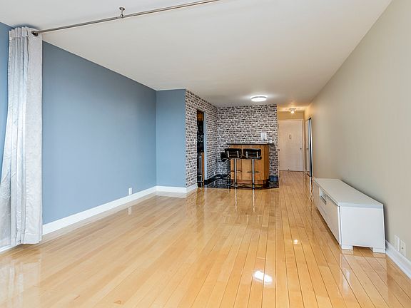 3rd image of 70-25 Yellowstone Blvd #17K