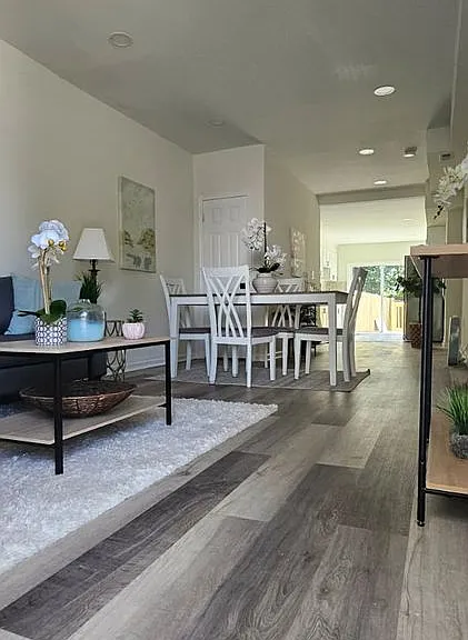 516 Columbus Rd — Photo 1