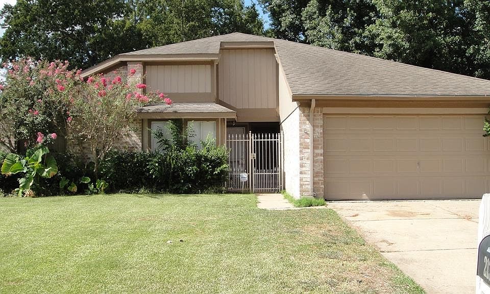 1st image of 21310 Park Run Dr