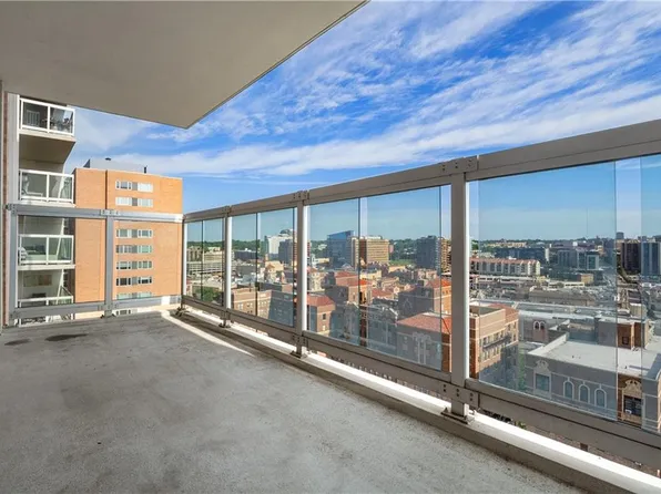 121 W 48th St APT 1204, Kansas City, MO 64112