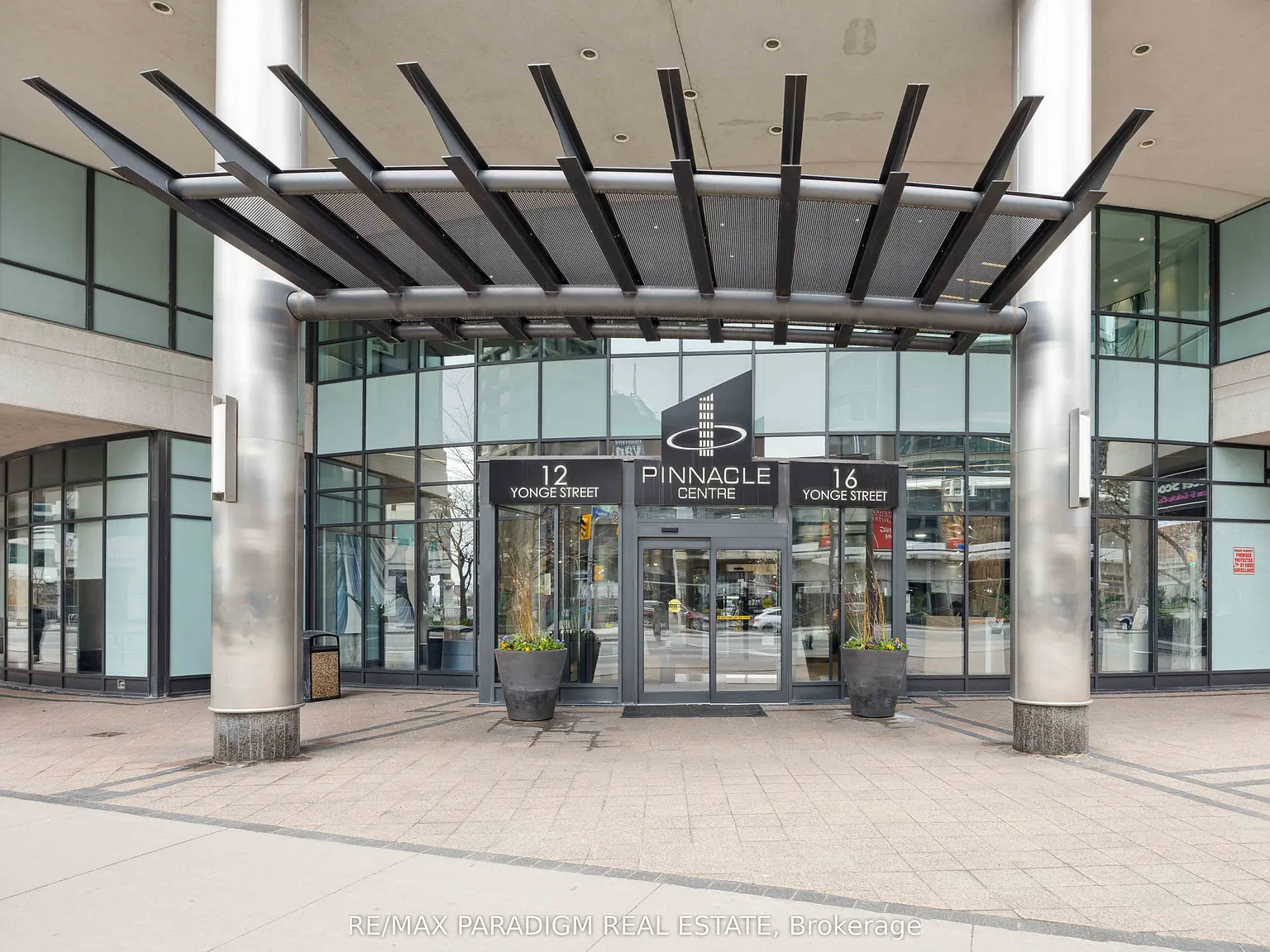 1 bed, $2,400 — Photo 2