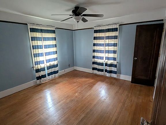 3rd image of 1214 Woodward Ave