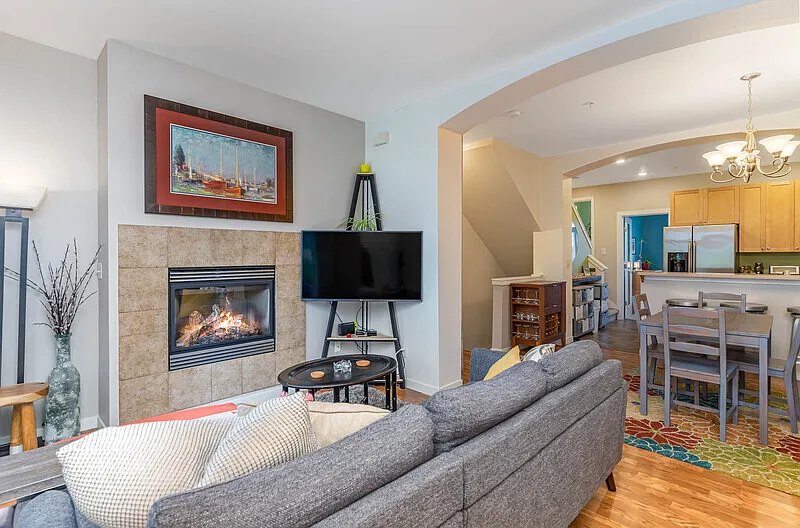 2 bed, 2.5 bath, 1000 sqft, $2,575 — Photo 4