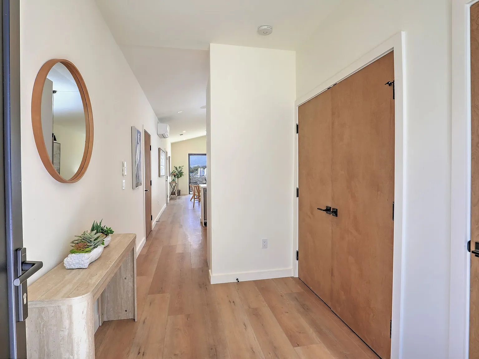 4745 Carpinteria Avenue — Photo 4