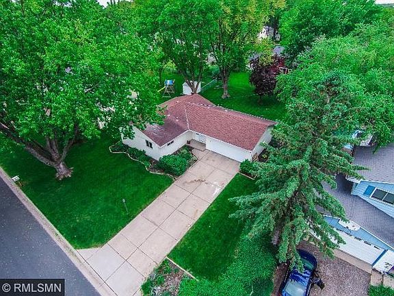 Arial view of home shows the large maple tree in the front yard.