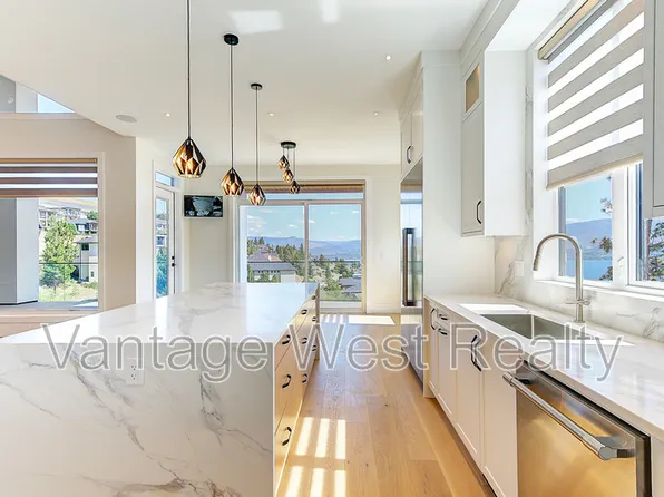 1511 Vineyard Dr, West Kelowna, BC