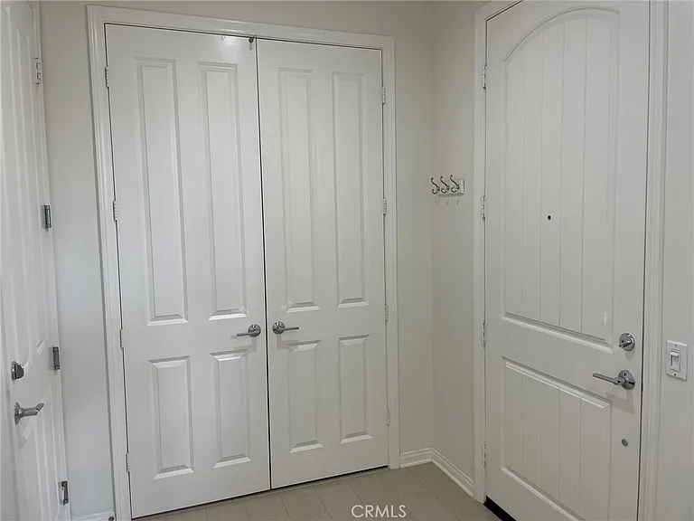 810 E Promenade #C — Photo 5