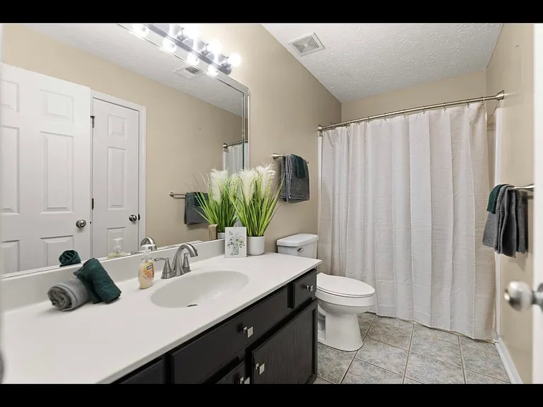 1409 Pleasant Ridge Dr — Photo 18