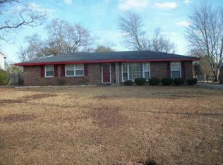 3237 N Colonial Dr, Montgomery, AL 36111