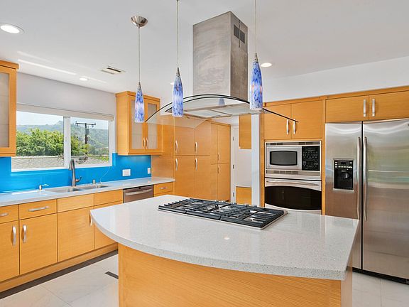 5th image of 22431 De Grasse Dr