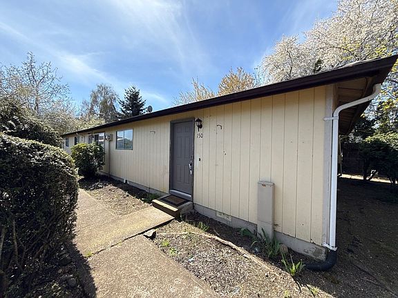 2nd image of 150 Manbrin Dr N